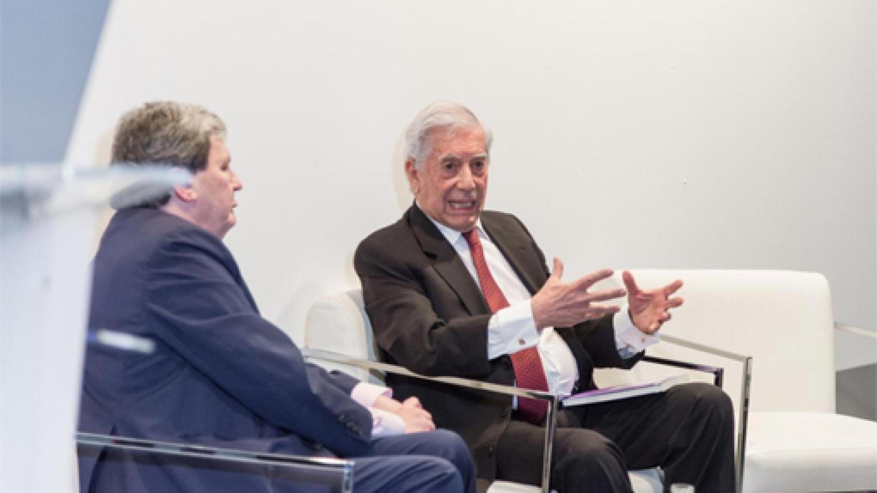 Image: Mario Vargas Llosa: Perú es un país con muchas identidades