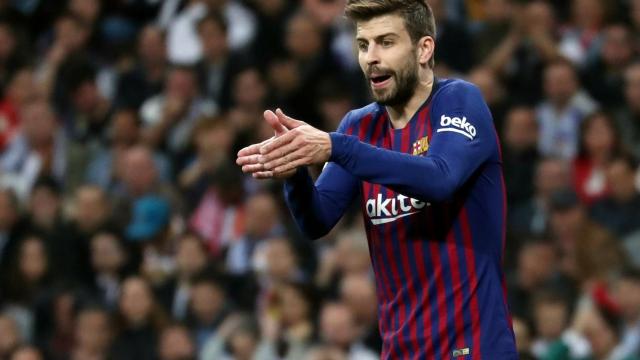 Gerard Piqué protesta a sus compañeros