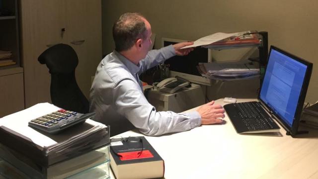 Javier, el detective vasco que descubrió cómo su hermana se quedó con la herencia de sus padres.