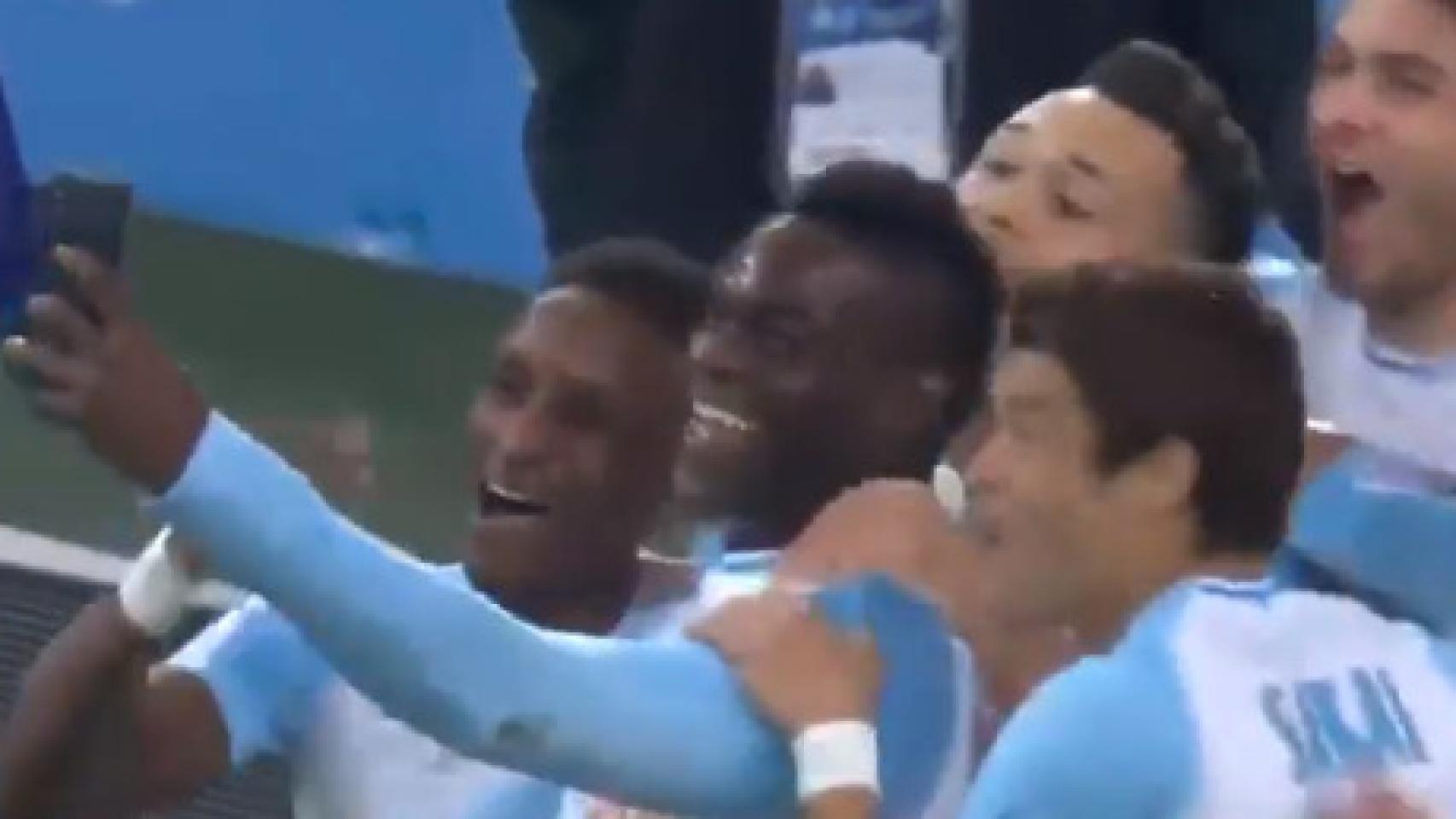 Balotelli celebra su gol subiendo un vídeo a Instagram