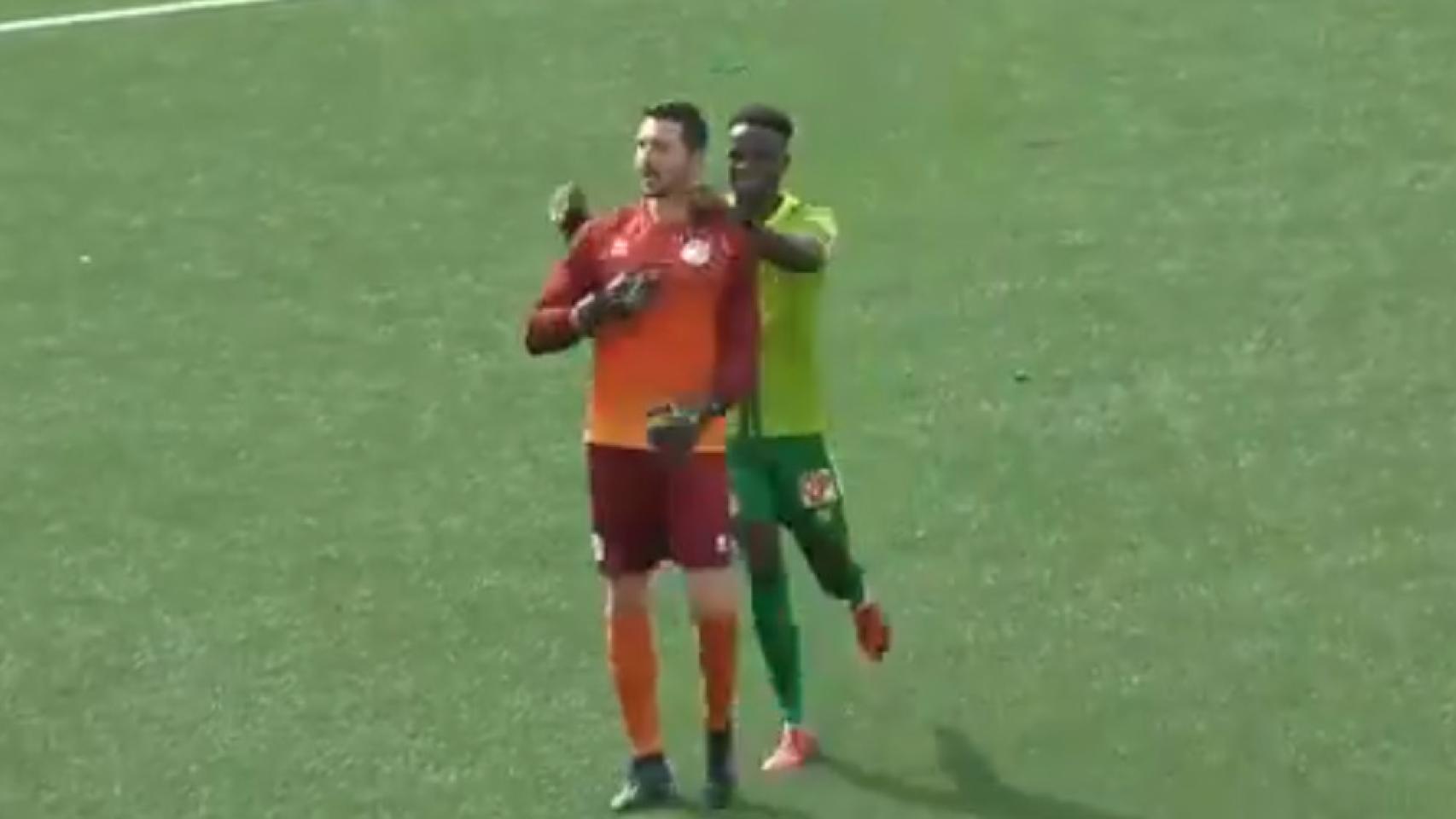 Molina, portero de Unionistas, mete gol y empatan contra el Valladolid B