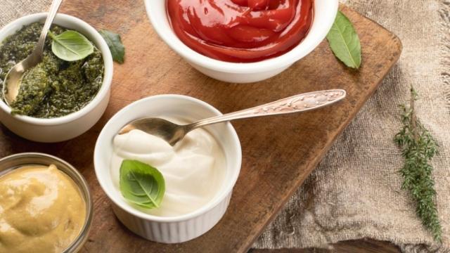 Las salsas son condimentos muy utilizados.