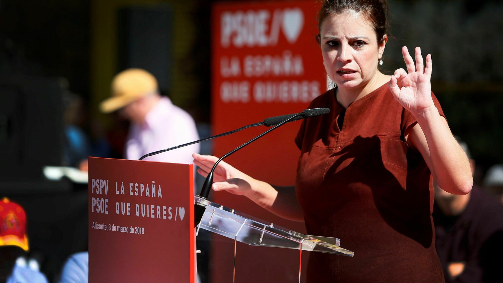 Adriana Lastra durante un mitin electoral en Alicante
