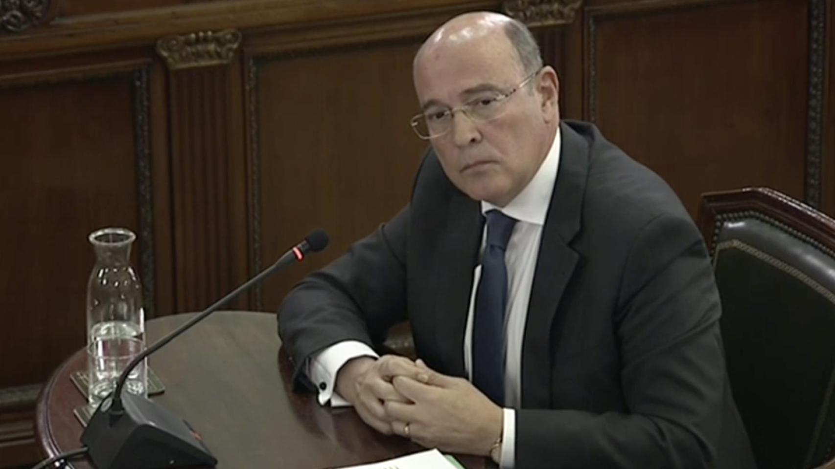 El coronel Diego Pérez de los Cobos durante su declaración frente al Tribunal Supremo.