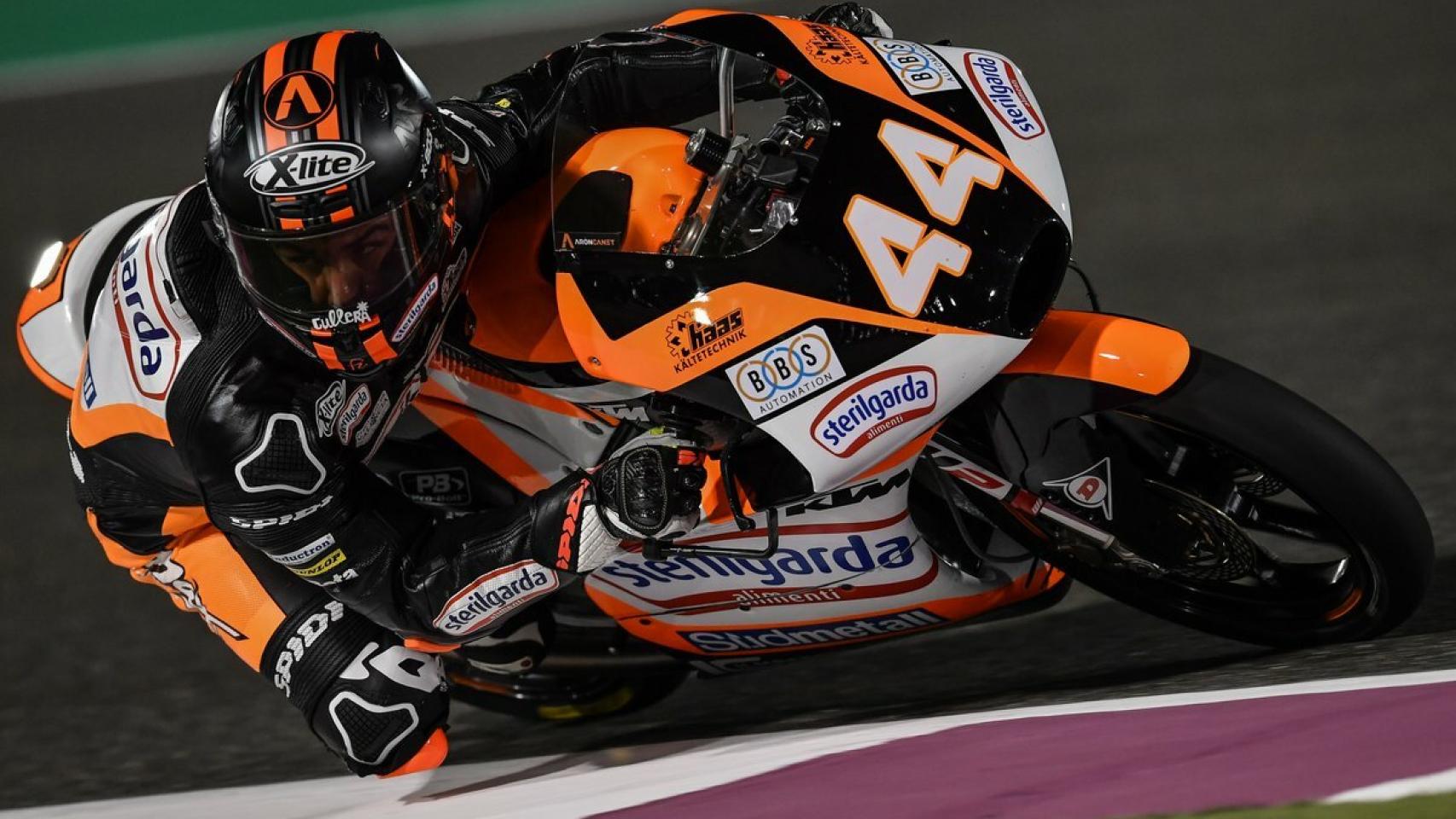 Arón Canet bate el record de Moto3. Foto: Twitter (@aroncanet44)
