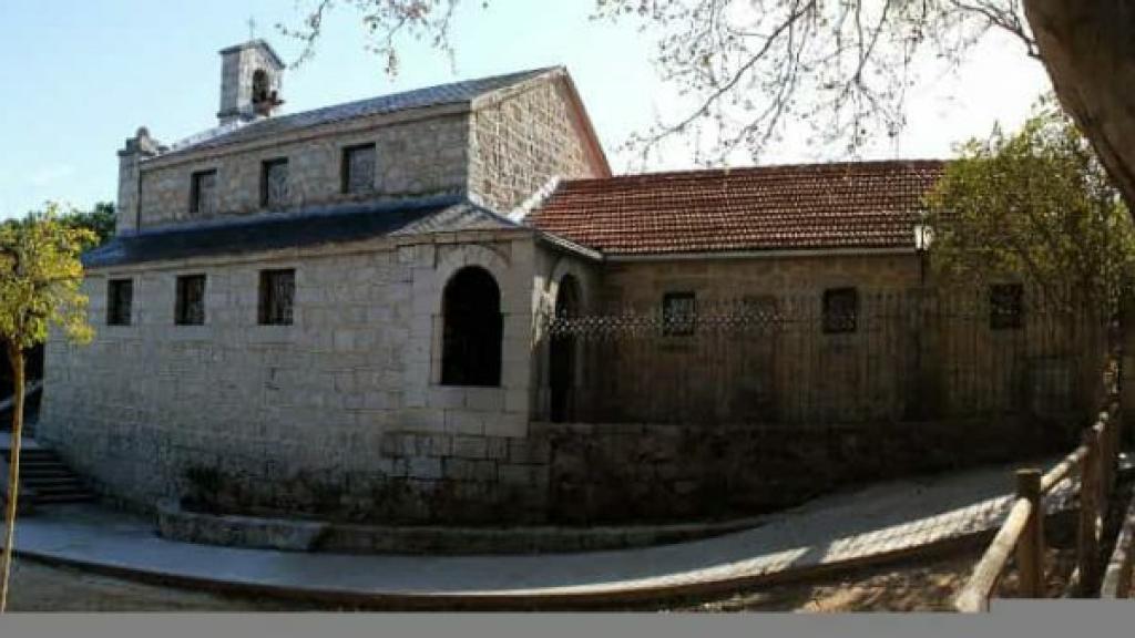 Parroquia de San Antonio, situada en La Navata.