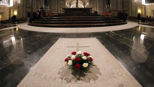 Tumba de Francisco Franco en el Valle de los Caídos.