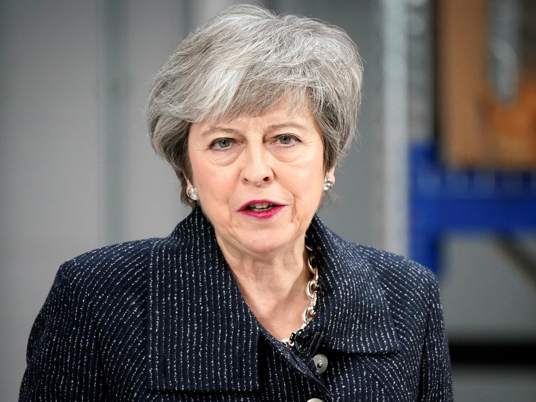 May pide a la UE más concesiones sobre la frontera irlandesa