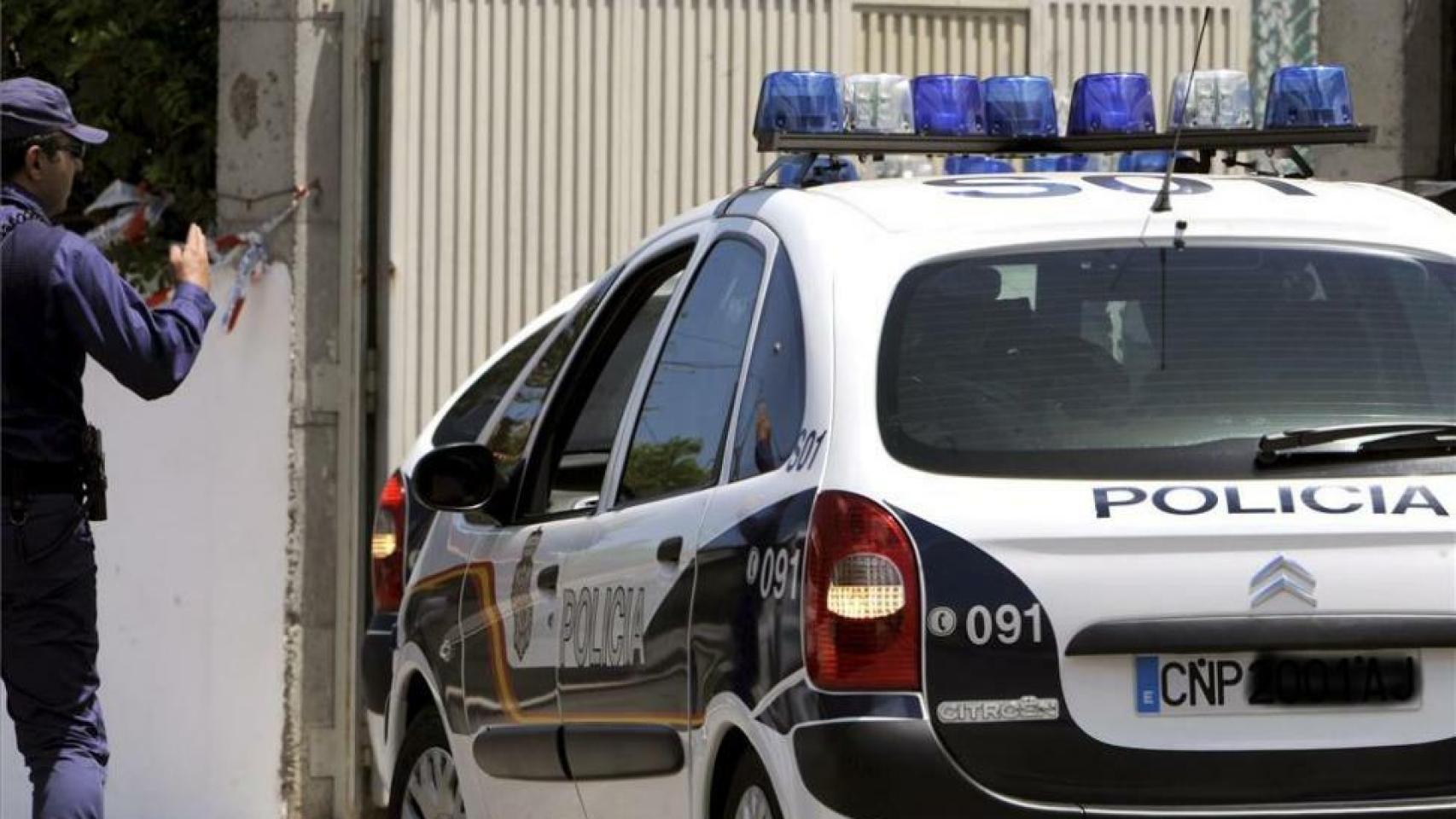 Agente de la Policía Nacional. Foto: EFE
