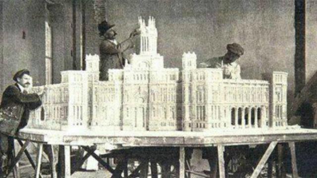 Maqueta del Palacio de Comunicaciones de Madrid