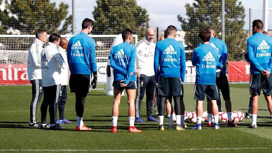 Primer entrenamiento de Zinédine Zidane en su segunda etapa con el Real Madrid