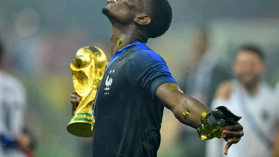 Paul Pogba, con la Copa del Mundo en Rusia 2018