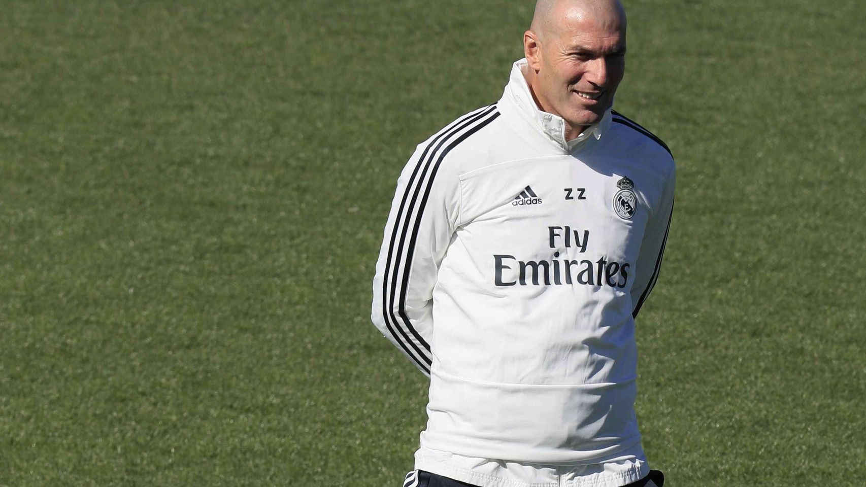 Zidane dirige el entrenamiento del Real Madrid