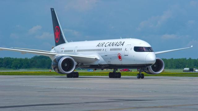 Un avión de Air Cánada.