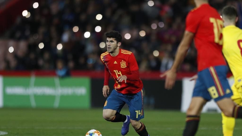 Aleñá con la selección española sub21. Foto: Twitter (@Carlesale10)