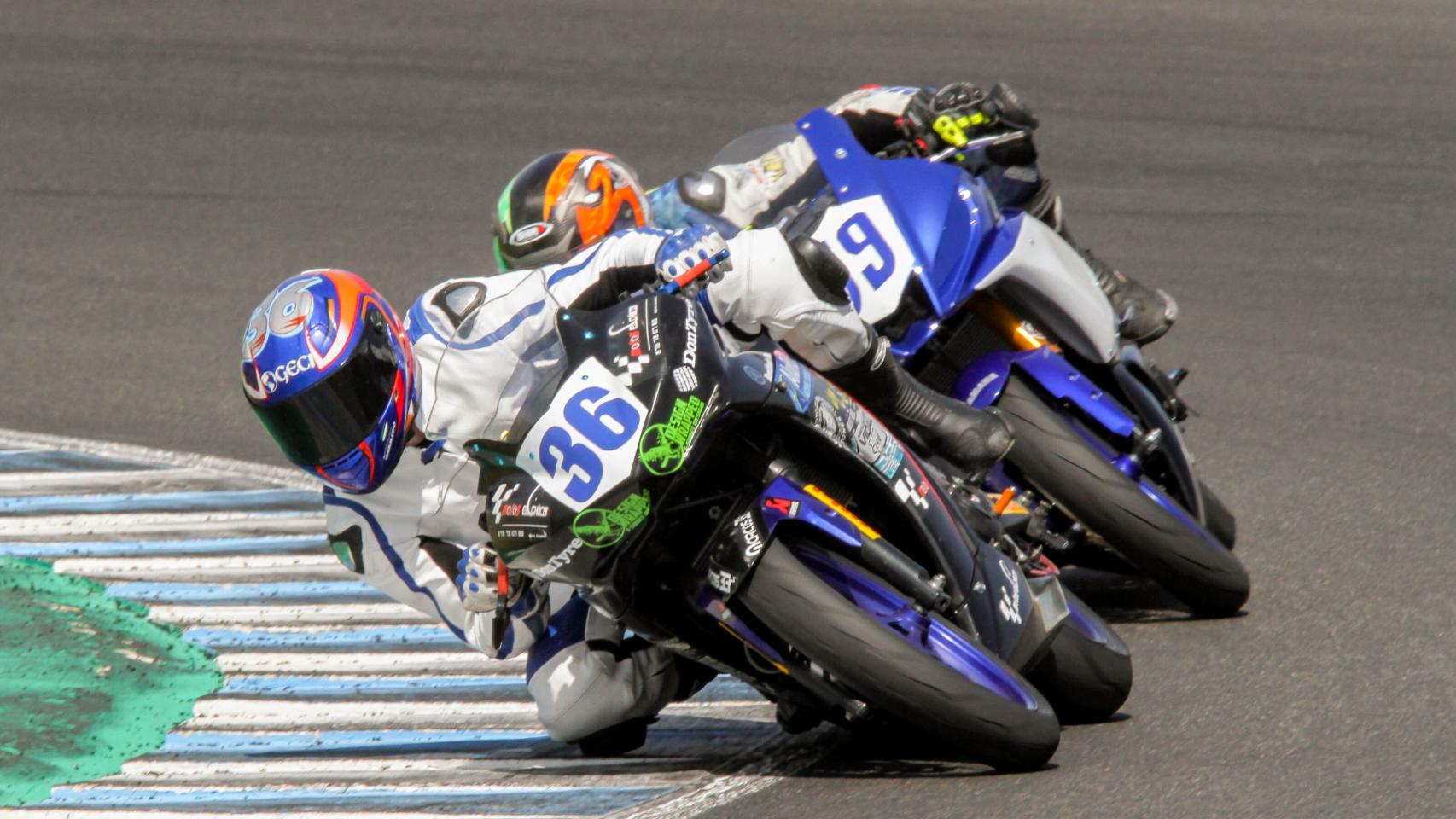 Marcos Garrido Beltrán, dorsal 36, durante la carrera celebrada este domingo en el circuito Ángel Nieto de Jerez