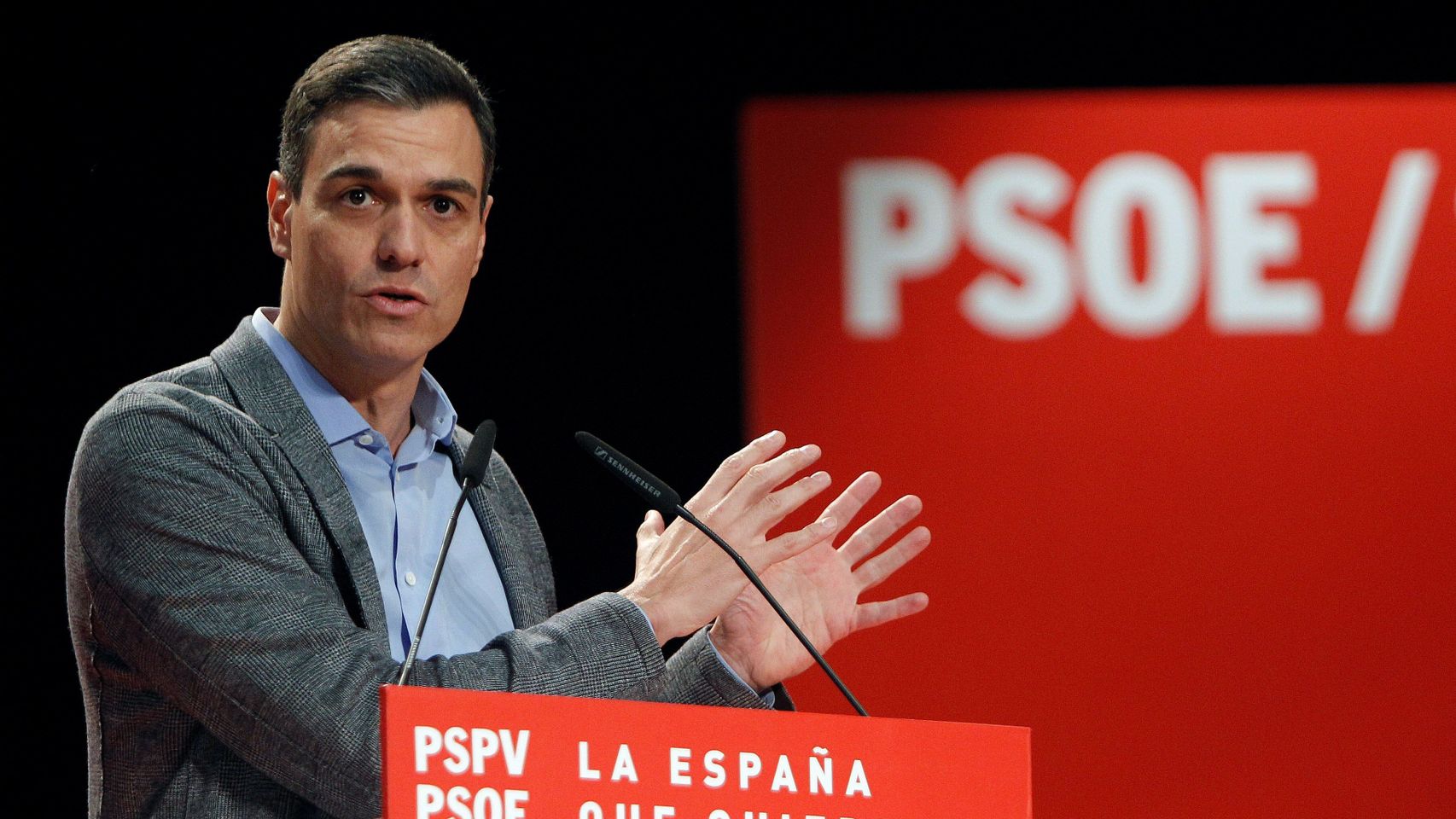 Pedro Sánchez, en un acto del PSOE en el Paraninfo de la Universidad de Alicante.