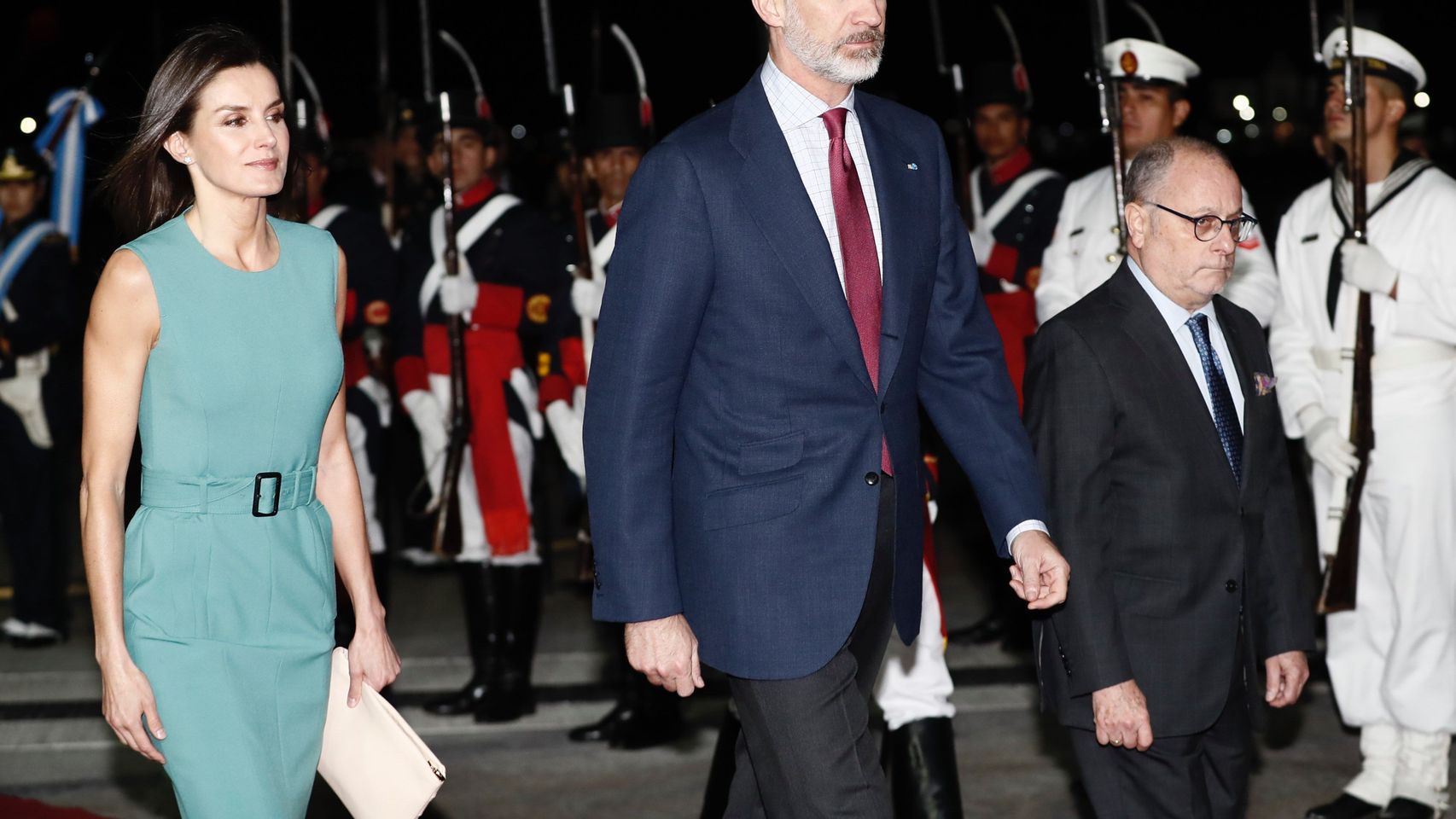 Los reyes a su llegada a Buenos Aires