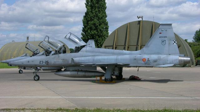 El soldado estaba destinado en la Base Aérea de Talavera la Real (Badajoz).