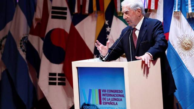 Vargas Llosa durante la inauguración del VIII Congreso de la Lengua Española.