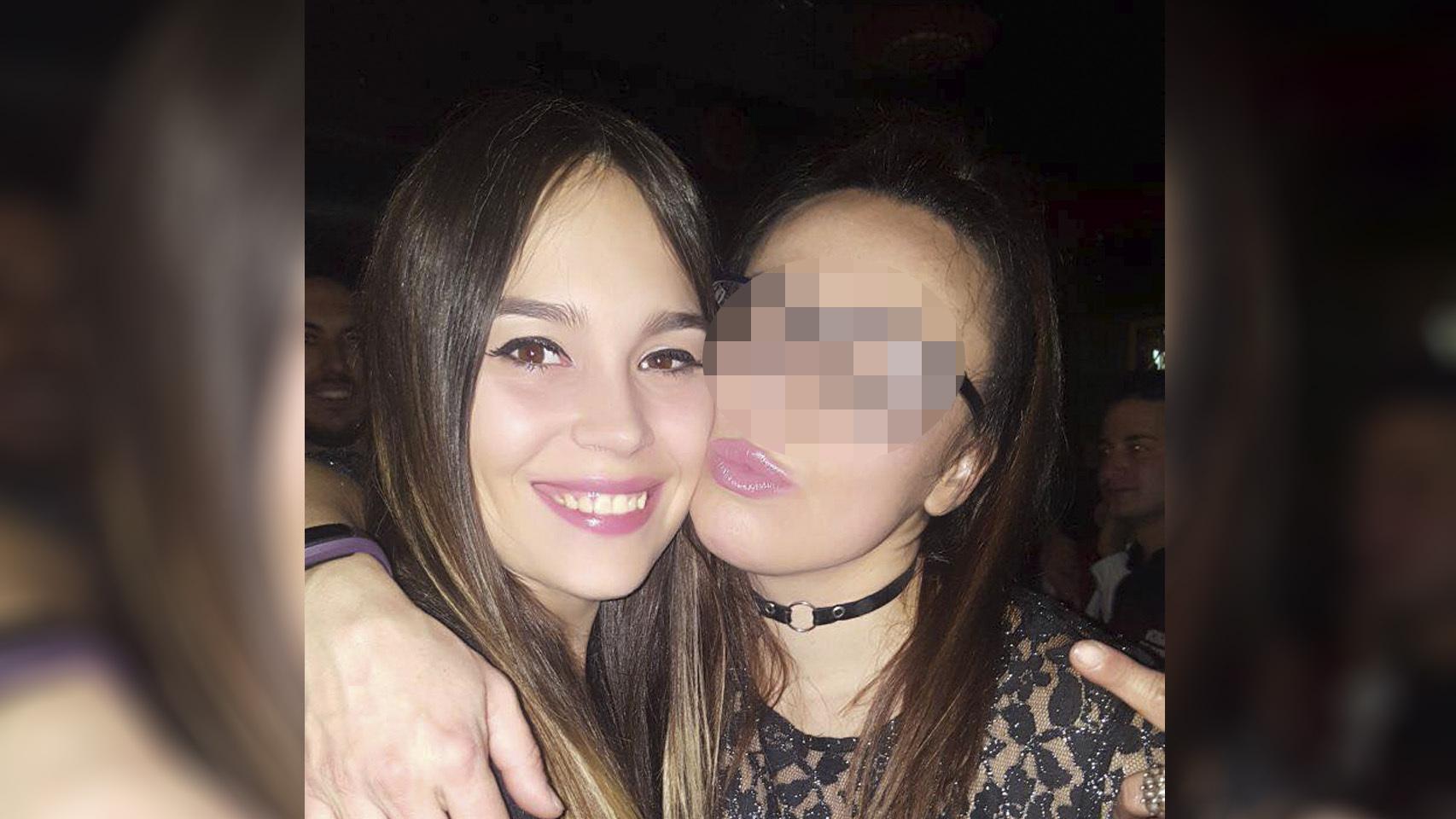 Miriam y Celia, en una imagen de ambas.