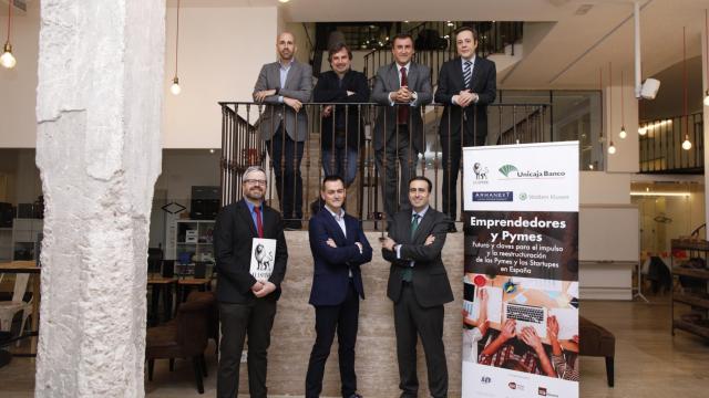 Foto de familia del III Foro EL ESPAÑOL emprendedores y pymes.