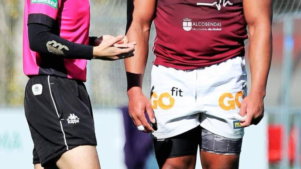 Thierry Feuteu, durante un partido con el Alcobendas. Foto Twitter: (@TFeuteu)