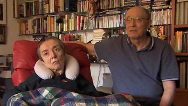 Captura del vídeo en el que Ángel explica la grabe situación en la que se encuentra y mujer y el deseo que tiene de morir.