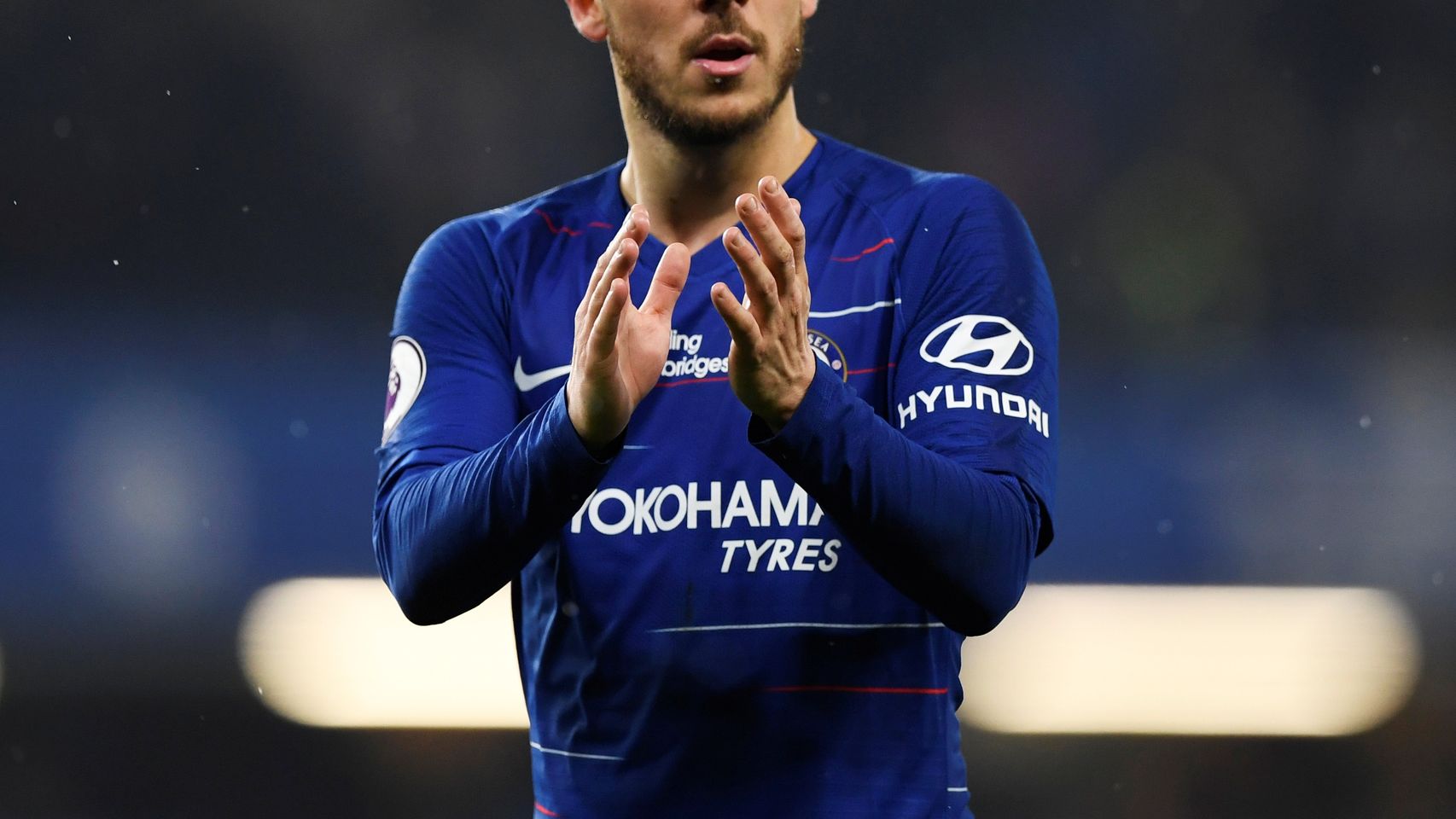 Hazard en un partido con el Chelsea