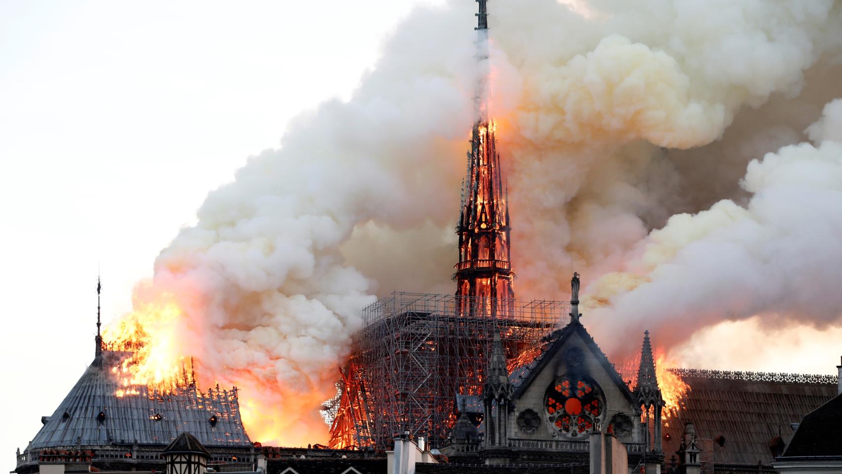 La aguja de Notre-Dame.