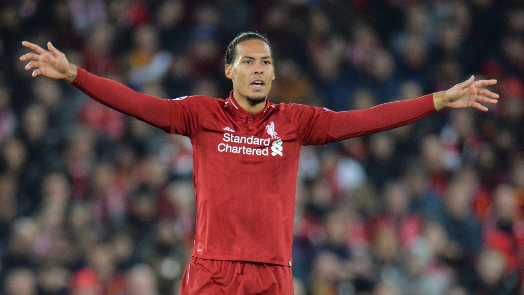 Van Dijk, durante un momento del partido