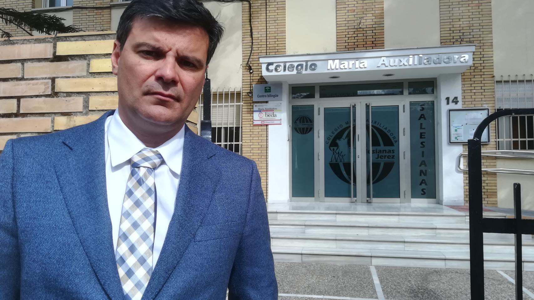 Germán Bernal, abogado de los padres del niño afectado por las vejaciones de un profesor.