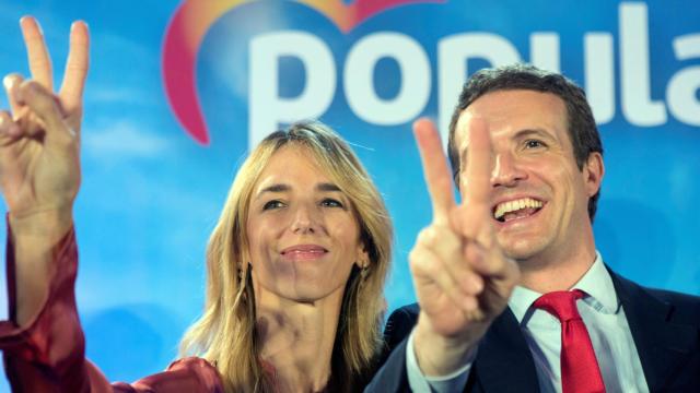 Cayetana Álvarez de Toledo y Pablo Casado en un acto de campaña del PP en Barcelona.