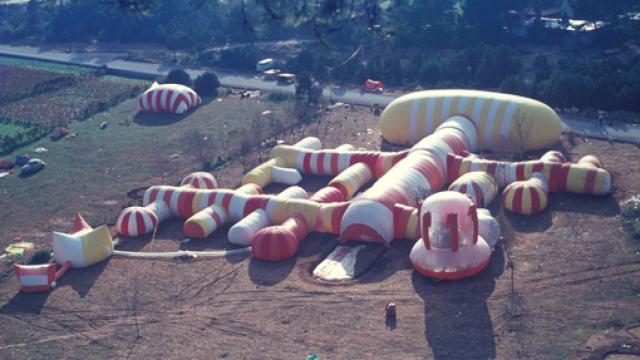 Image: De Prada Poole y los paraísos artificiales