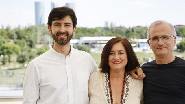 Pablo Fernández, Paloma Llaneza y Ramón López de Mántaras (de izquierda a derecha).