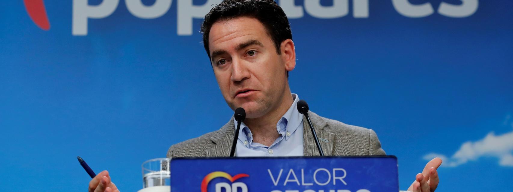 El secretario general del PP, Teodoro García Egea, en una rueda de prensa tras la debacle electoral.