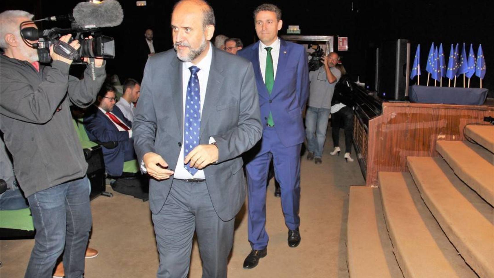 Gran éxito del acto del Día de Europa en Eurocaja Rural 1