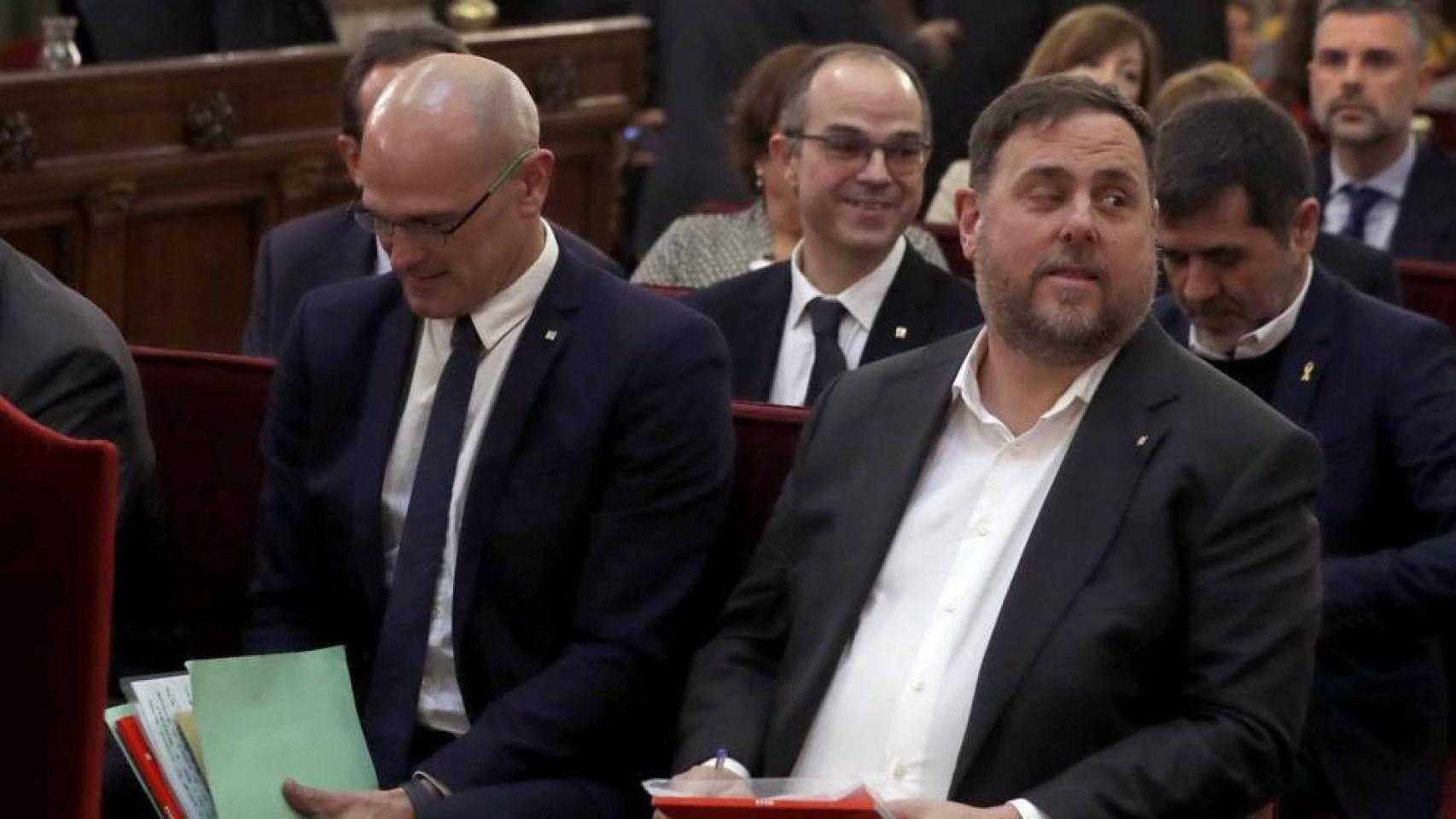 Junqueras y Romeva, en primer plano, en el juicio ante el Supremo.