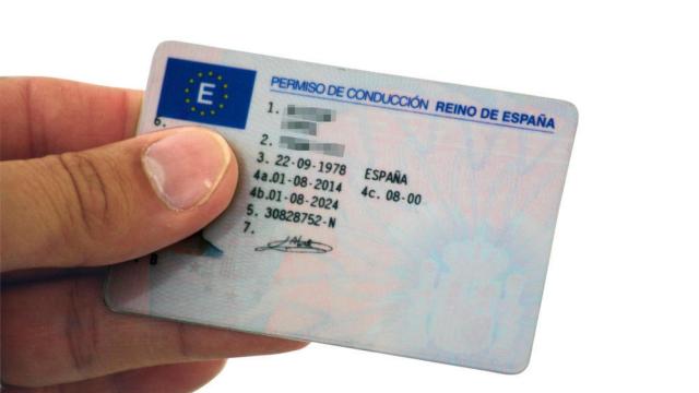 Carné de conducir.