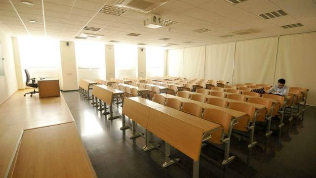 Grado en Ingeniería de Tecnologías Industriales en la Universidad de Sevilla