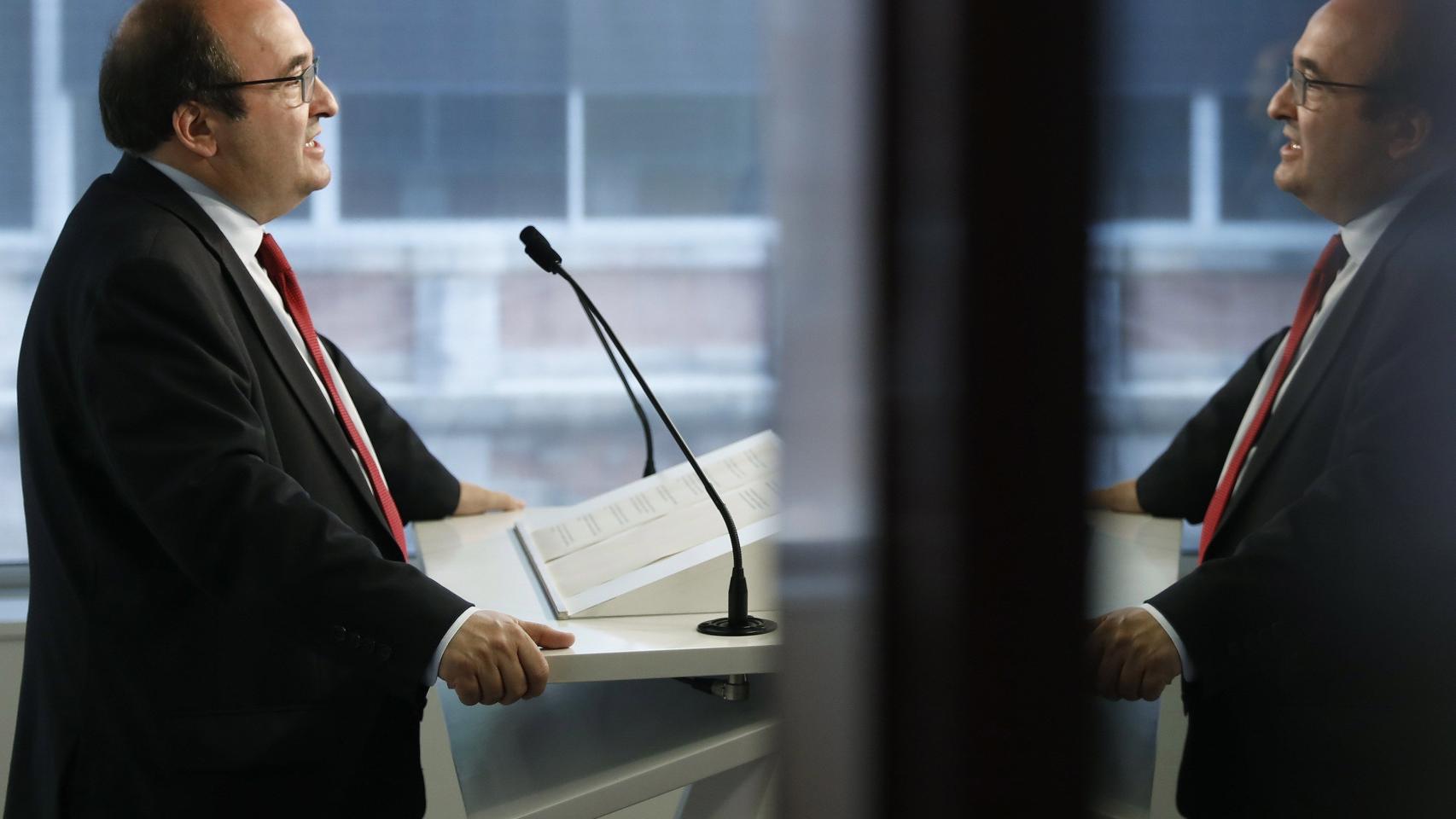 Miquel Iceta, durante la rueda de prensa que ha ofrecido este jueves en el Parlament.