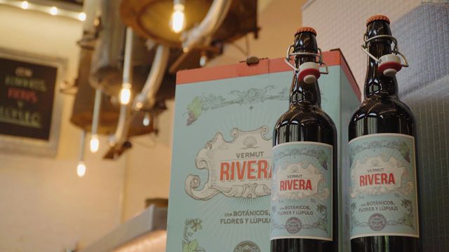 Estrella Galicia presenta su Vermut Rivera hecho con lúpulo gallego