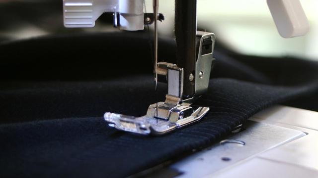 Guía para aprender a usar una máquina de coser