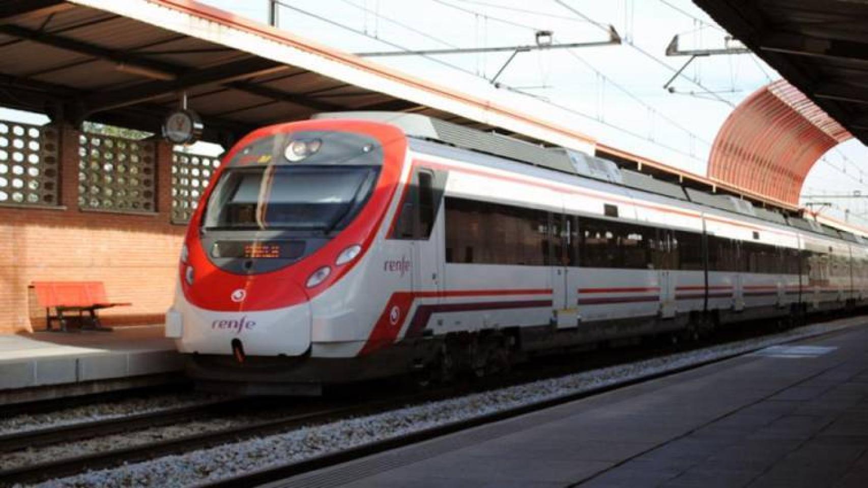 La mujer, de origen colombiano, murió en el acto al ser arrollada por un tren en la estación de Villaverde. Foto: EFE.