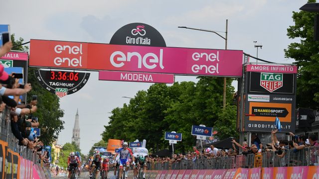 Démare, ganador de la décima etapa del Giro de Italia. Foto: Twitter (@giroditalia)
