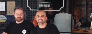 Xalo Múñiz y Chisco Jimenez, propietarios de la Taberna da Galera