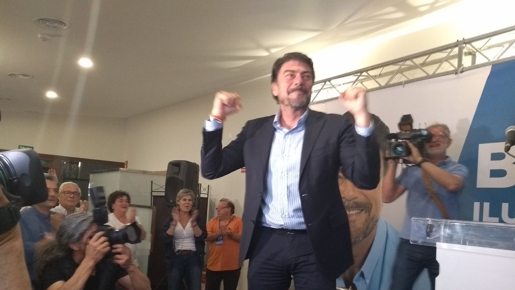 Luis Barcala seguirá como alcalde de Alicante.