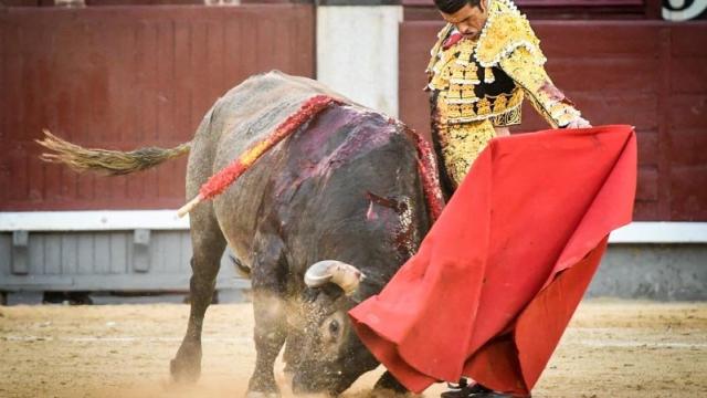 Gran natural de Emilio de Justo a 'Director', al que cortó una oreja