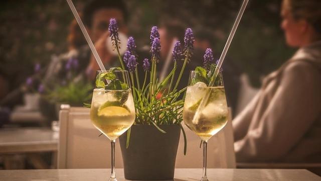 12 restaurantes en los que cenar y tomar una copa después