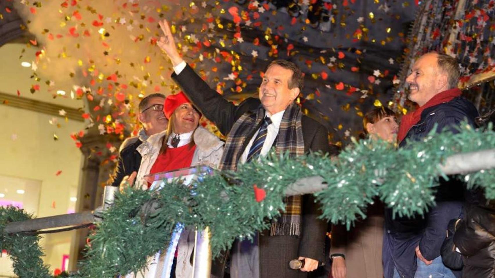 Abel Caballero en el encendido de las luces de Navidad de 2018 en Vigo.